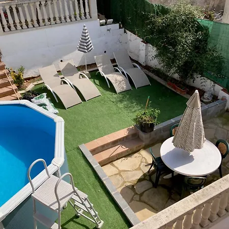 Lola's House
