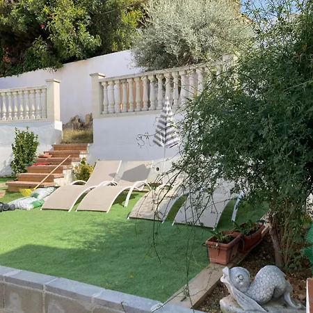 Lola's House
